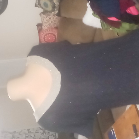 Dress - Picture 4 of 4